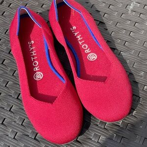 Rothy’s red knit flats size 8.5 holiday Christmas shoes
